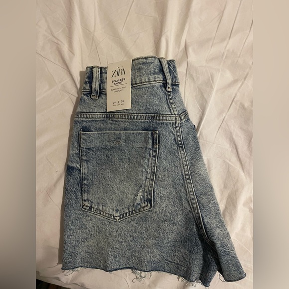 Zara jean shorts - Picture 2 of 4